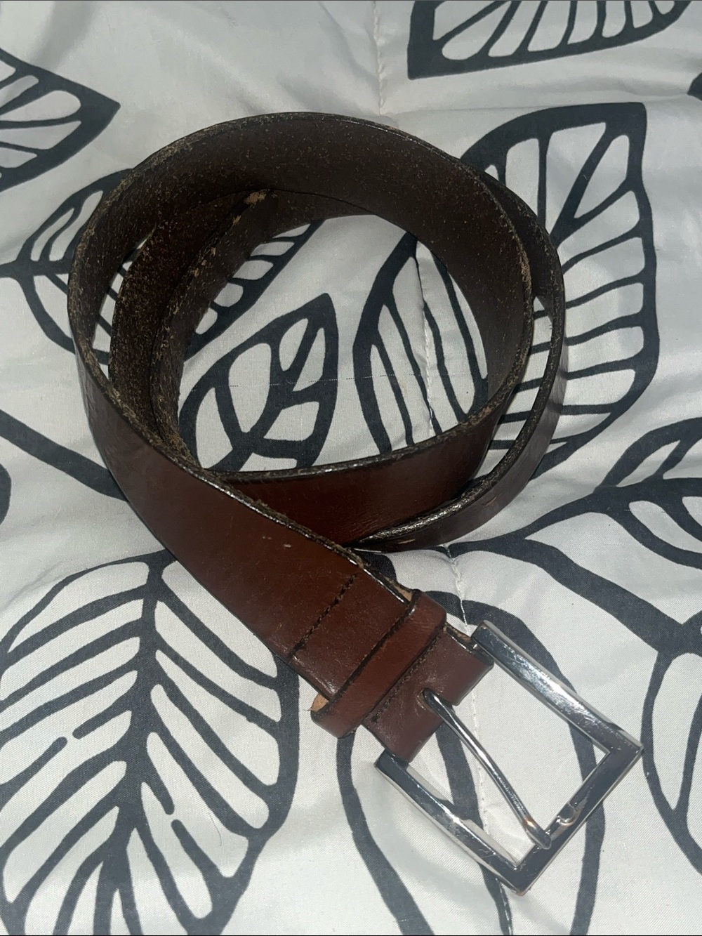 Banana Republic Classic Men's Brown Leather Belt with Silver Buckle